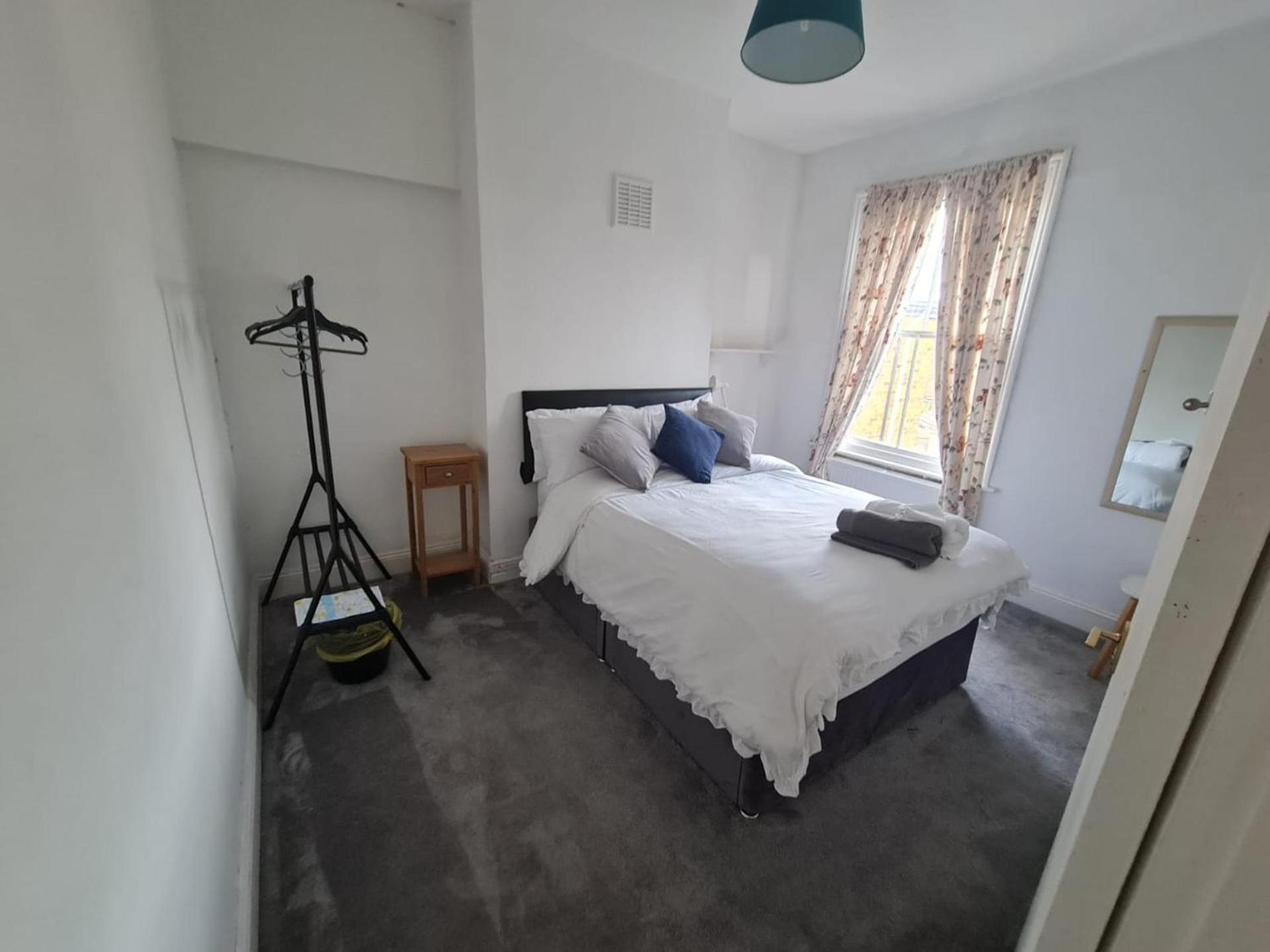 Villa 3-Bed House In London Self-Contained In Ladywell Exterior foto